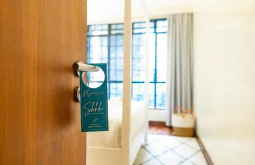 Westlands Apartment | Riverside Park Hidden Oasis by YourHost Nairobi