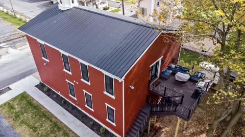 Port Clinton Apartment | Riverview in Port Clinton - Apt A