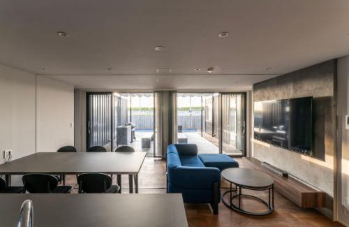 Kujukuri Villa | RIVIERA Kujukuri Private 3 Bedroom Villa with Pool Sauna and Tennis Court