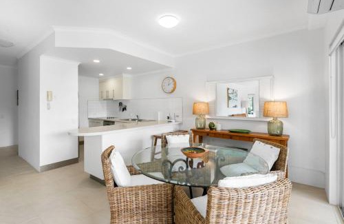 Noosaville Apartment | Riviera Noosa Resort