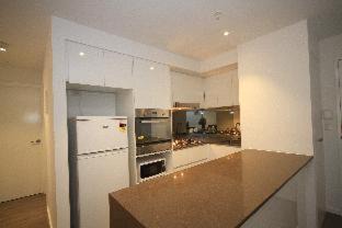 North Melbourne Apartment | RNR Serviced Apartments North Melbourne