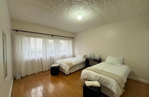 Pollok Beach Apartment | Robridon