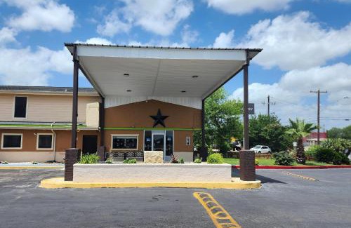 West San Antonio Hotel | Rodeway Inn San Antonio Lackland AFB - SeaWorld