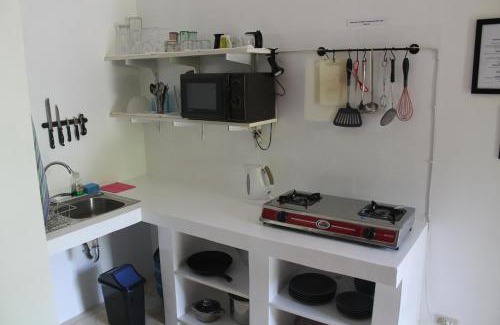 Manoc-Manoc House | Roger's Place Guesthouse