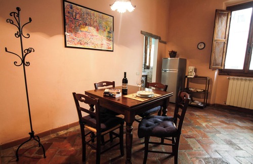 Santo Spirito Apartment | Romantic and TYPICAL FLORENTINE APARTMENT a 5min da Ponte Vecchio e Pitti Palace
