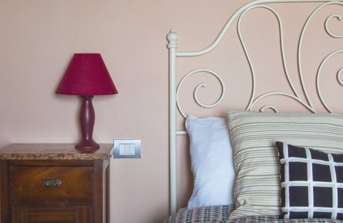 Casciano di Murlo Apartment | Romantic Casina in the village near Siena