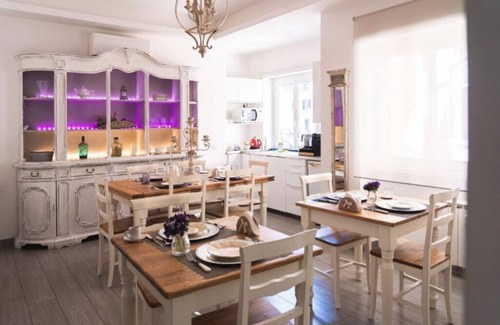 Esquilino House | RomAntic Dreams Guest House :Deluxe Double/Twin Room with Single Beds