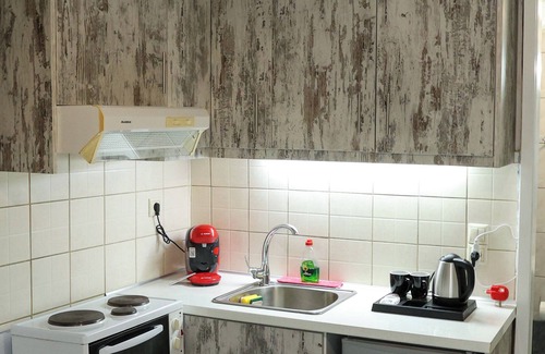 Heraklion Apartment | Romantic seaside apartment for two