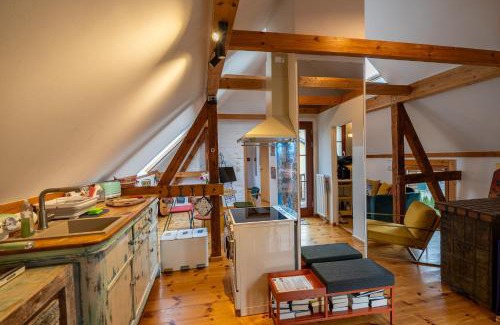 Caputh Apartment | Romantisches Retro Loft Caputh bei Potsdam - neu!