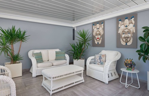 Fiumicino House | Rome Airport Inn