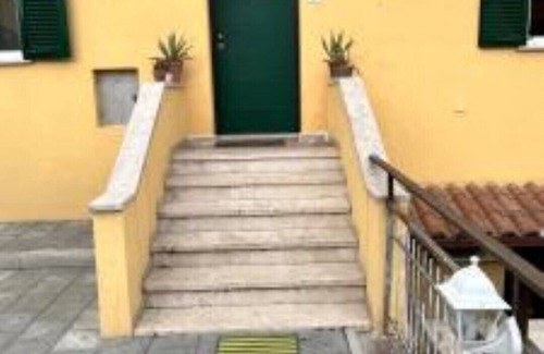 Quartiere XXIX Ponte Mammolo Apartment | ROMUhouse economy apartment