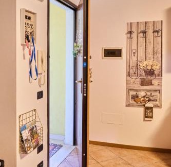 Ponte Arche Apartment | Romy House