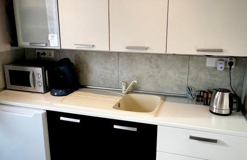 Sint-Oedenrode Bed & Breakfast | Rooi Bij de Knoptoren B&B