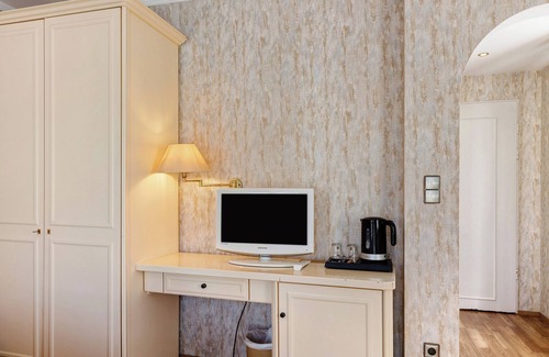 Reichenau Apartment | Room '2-Bett Ohne Seeblick' with Shared Terrace, Balcony and Wi-Fi