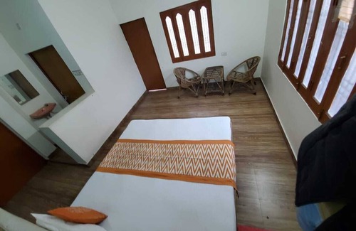 Varanasi Cabin | Room 2 - Near to River & Golden temple. Close to all visiting places is nearby