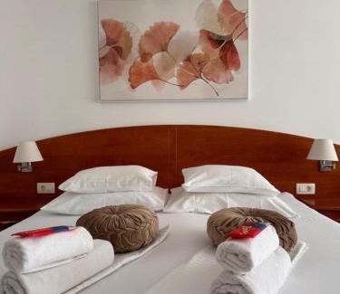 Kampor Bed & Breakfast | 'ROOM 6' - breakfast included