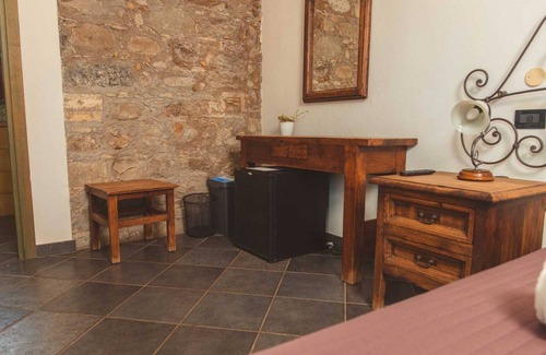 Trappitello Apartment | Room 'Brancasiu' with Mountain View, Wi-Fi and Air Conditioning