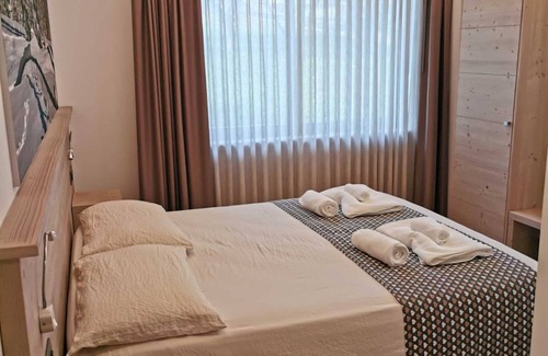 Lozzo di Cadore Bed & Breakfast | Room 'Camera 5 Suite' with Balcony and Wi-Fi