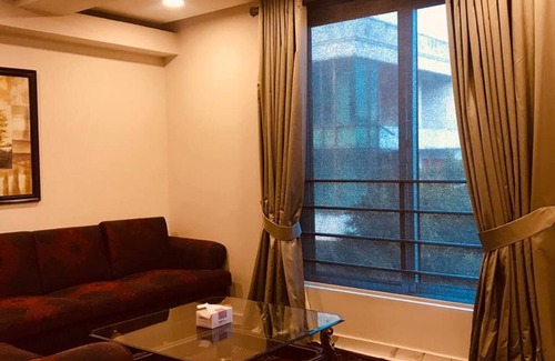 F-7 Sector House | Room-cozy Guest Room F-7 Markaz Islamaba