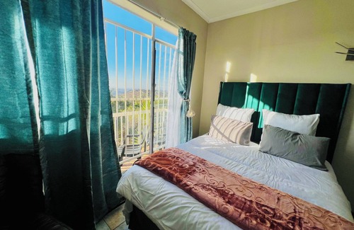 Greater Johannesburg Metropolitan Area House | Room-honeyhills Excellence Resorts A