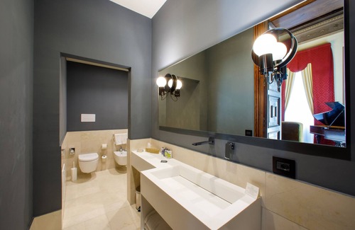 Trapani City Centre Hotel | Room of Andrea