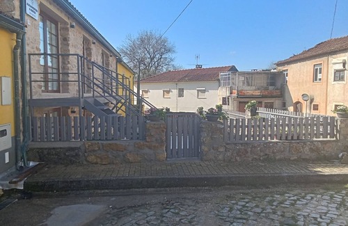 Coimbra Apartment | Room 'Quarto 1 Rc - Quinta Df' with Mountain View, Wi-Fi and Air Conditioning