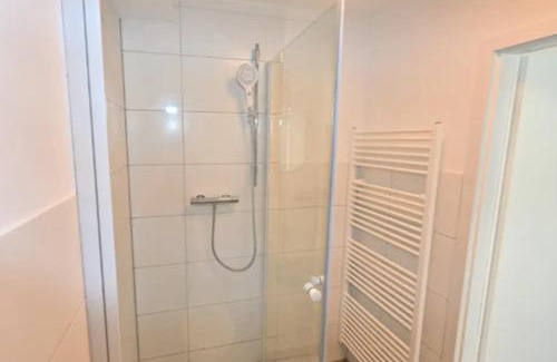 Rana House | Rooms ETVY, Tv AC