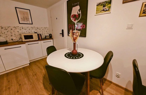 Skala Apartment | Rooms with single beds - r no. 1