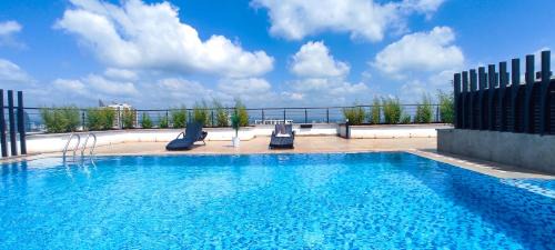 Kilimani Apartment | Rosëville Budget Studio - Rooftop Pool, Gym, Office Space, Children play area