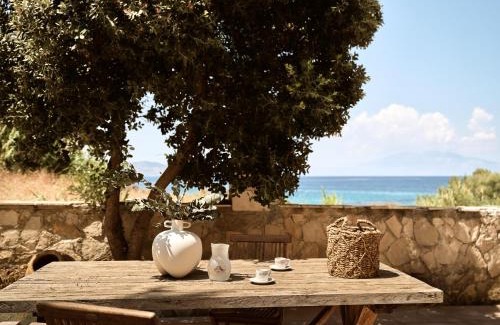 Alikanas Apartment | Rosa Sea Front Maisonette