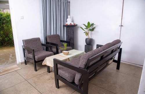 Nuwara Eliya Hotel | Rose Palace