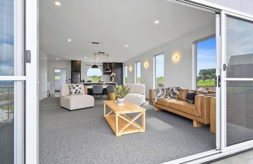 Stanley Villa | Rose's Villa