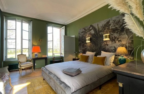 Bois-Normand-Pres-Lyre House | Rouge Maison