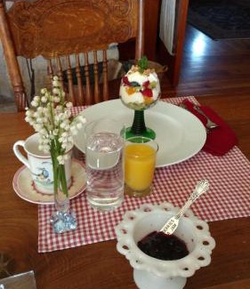 Red Wing Bed & Breakfast | Round Barn Farm B & B Event Center