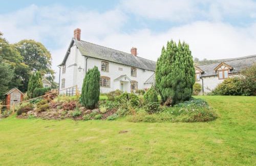 Wentnor House | Rowan Cottage