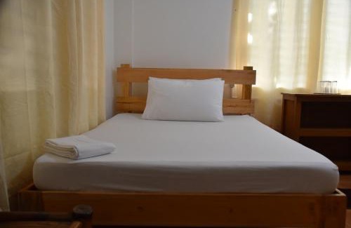 Manoc-Manoc House | Roy's Rendezvous Boracay