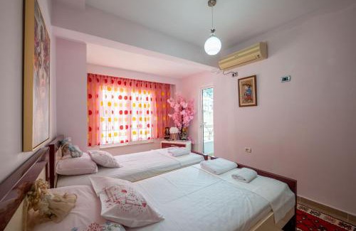 Qender Apartment | Royal Apartment