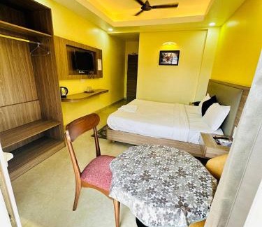 Puri Hotel | Royal Beach International