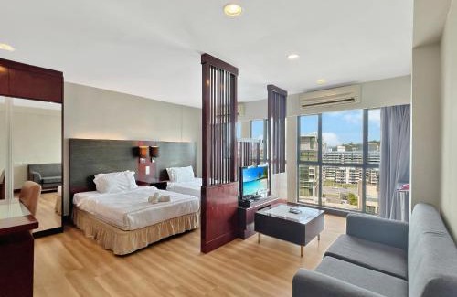 Kota Kinabalu Apartment | Royal Crown Scsp 1064 KK CBD near Imago
