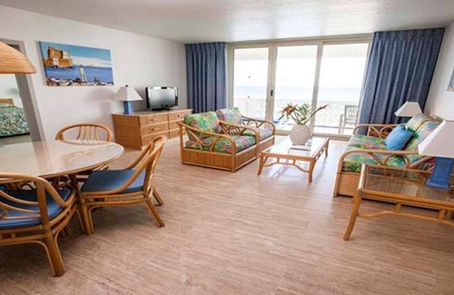 Beacon Hill Resort | Royal Islander La Plage in St. Maarten, available April 18-25 for $1400