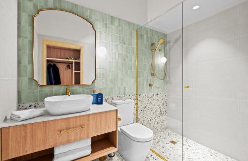 Tewantin Hotel | Royal Mail Hotel