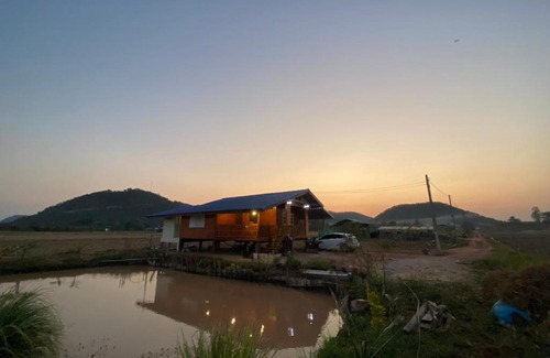 Ratchaburi House | Royal mountain field (บ้านทุ่งเขาหลวง ราชบุรี)
