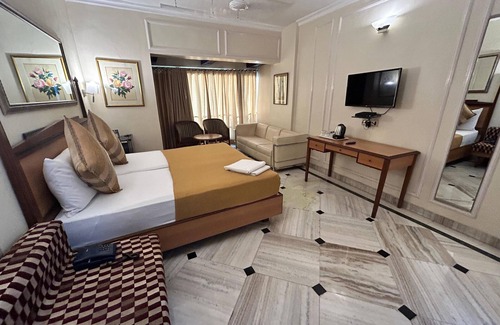 Mazgaon Hotel | Royal Park Hotel