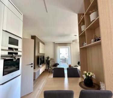 Bad Ischl Apartment | Royal Retreat - ŠARAC Apartment