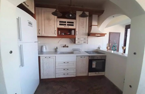 Kropia Apartment | Royal stylish view apart/10' from Athens airport