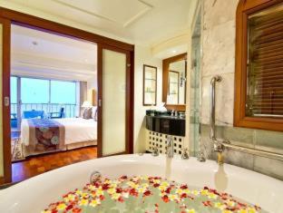 Pratumnak Hill Hotel | Royal Wing Suites & Spa Pattaya
