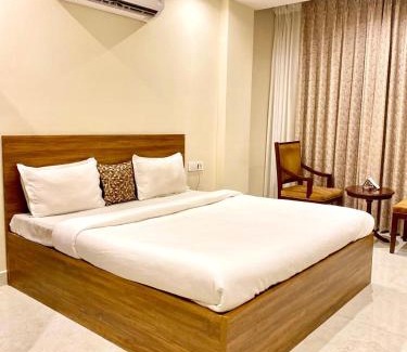 Panchkula Urban Estate Hotel | Rs kings hotel