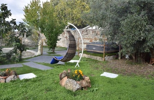 Seia Cottage | Rubin-Zimmer with eigenem WC