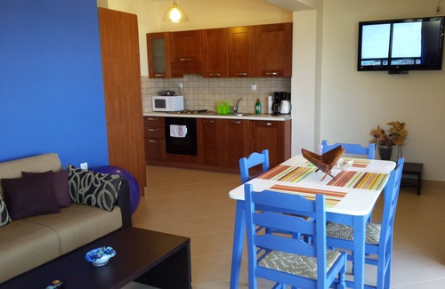 Kato Stalos House | Rubini Home IV 3 minutes from sea by feet