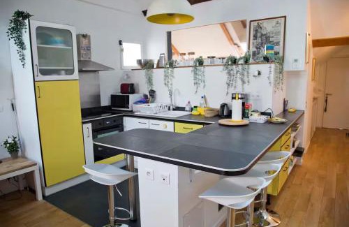 5th Arrondissement Apartment | Rue Mouffetard